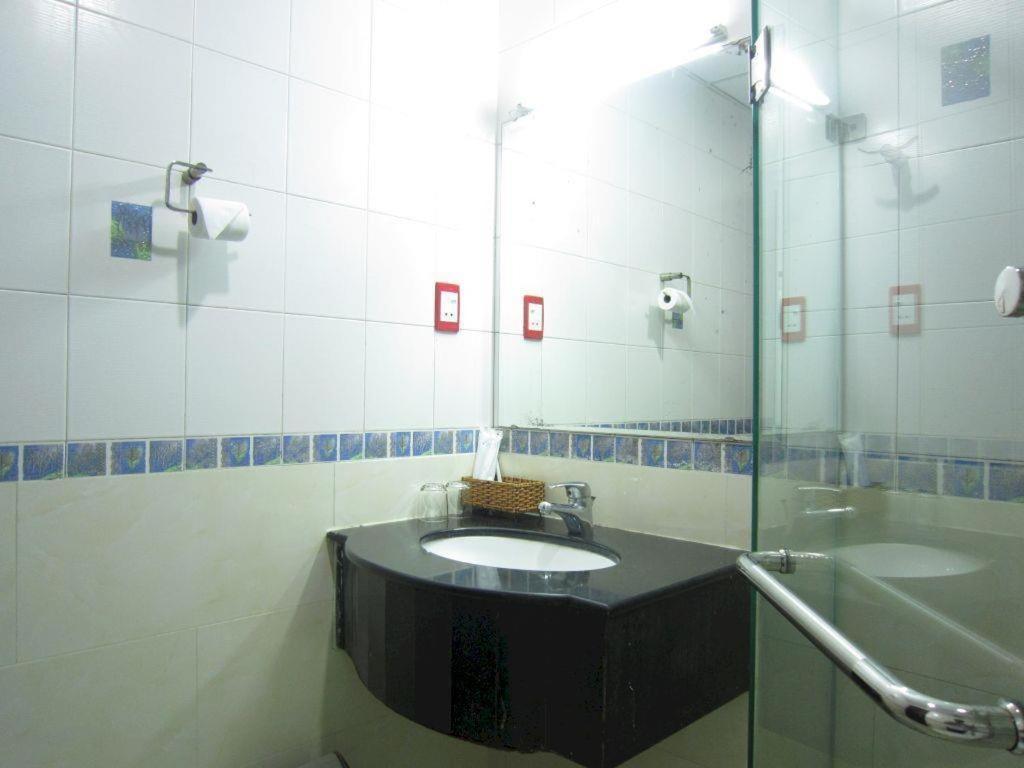 Khách sạn Thiên Hoa TP. Hồ Chí Minh Ngoại thất bức ảnh